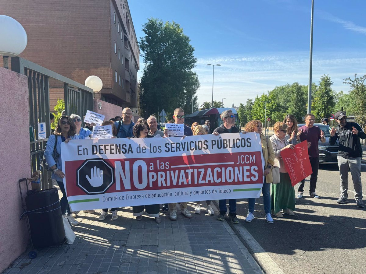 La fuerza laboral del Ministerio de Educación se está movilizando en Castilla-La Mancha debido a la falta de cobertura laboral.