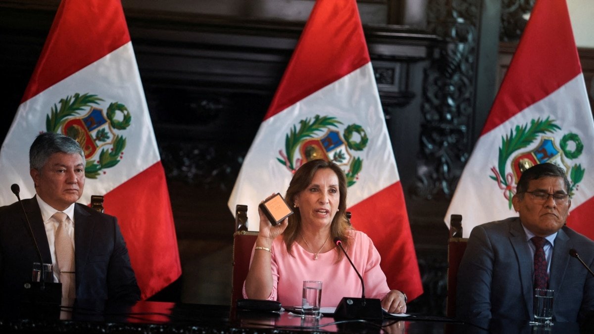 El Congreso de Perú autoriza viaje de la presidenta Dina Boluarte a China pese a las investigaciones que enfrenta