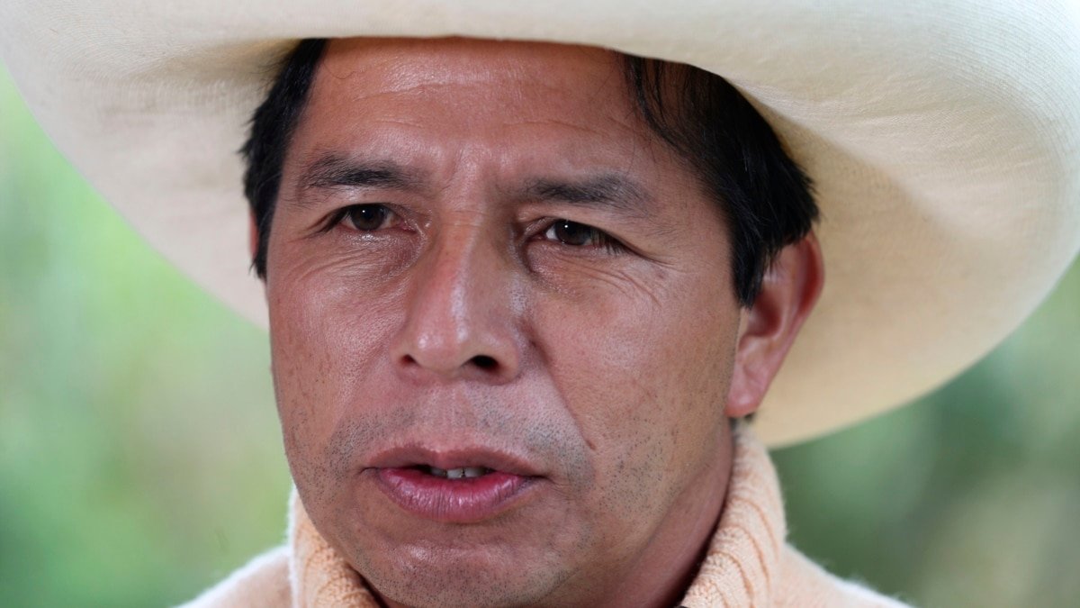 La justicia peruana extiende la prisión preventiva contra el expresidente Castillo hasta agosto de 2025