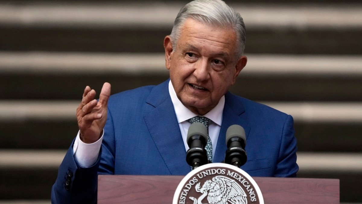 López Obrador admite el desplazamiento de miles de personas por la violencia en el sur del país
