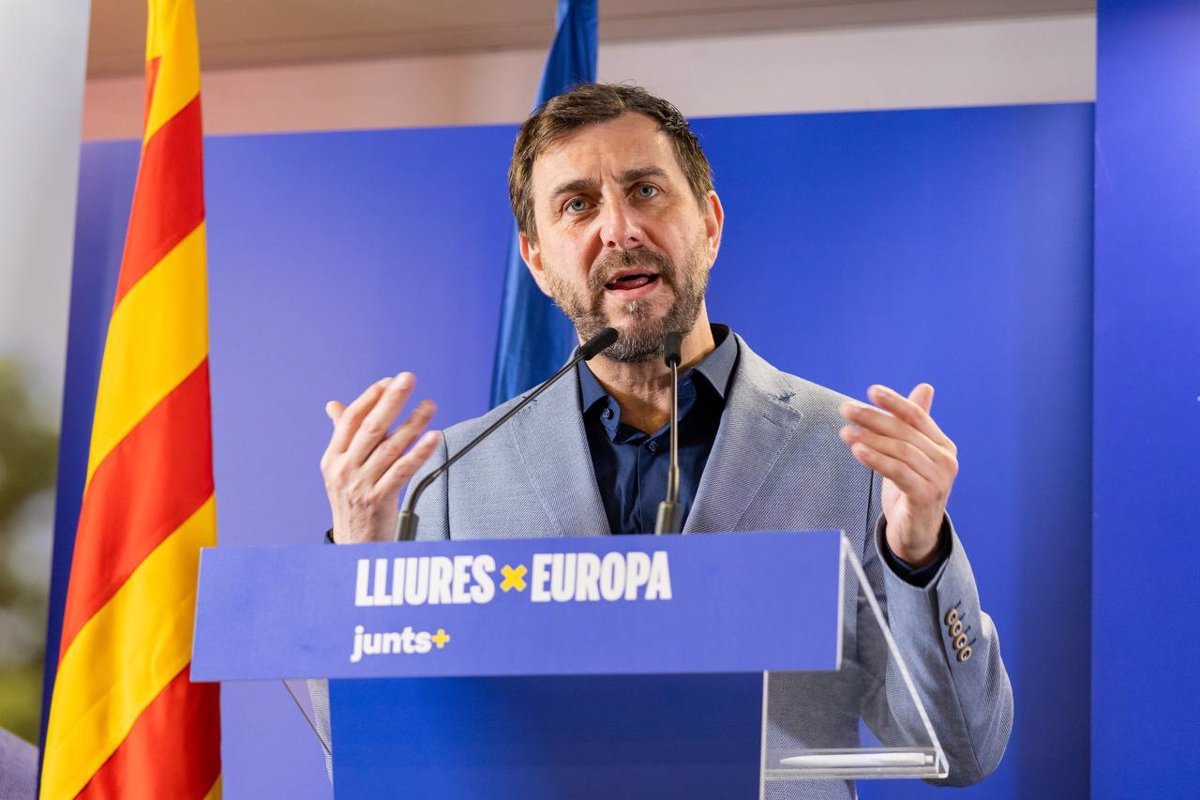 Comín (Juntos) asegura que apoyarán el voto de Puig y Puigdemont en el Parlament «Eficaz».