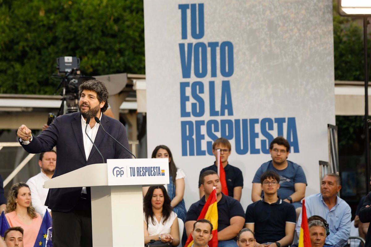 En Murcia, con el 99,72% escrutado, el PP es la fuerza más votada con un 42,86% en las elecciones europeas.