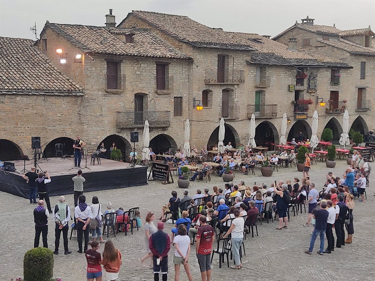 Este fin de semana, Aínsa (Huesca) acoge un encuentro europeo de difusión de la gaita