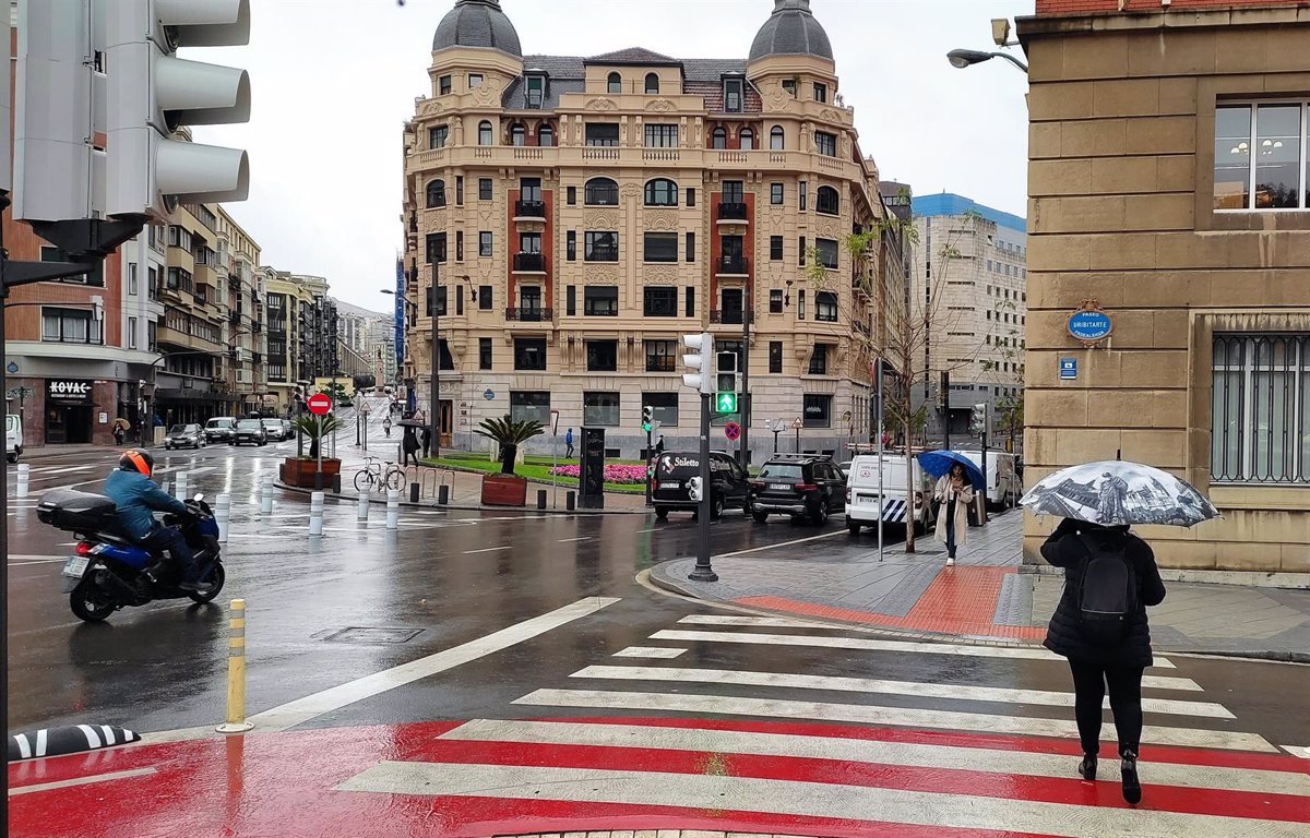 Euskadi rompe la tendencia del año con un mes «húmedo y frío», siendo el más lluvioso desde 2013.