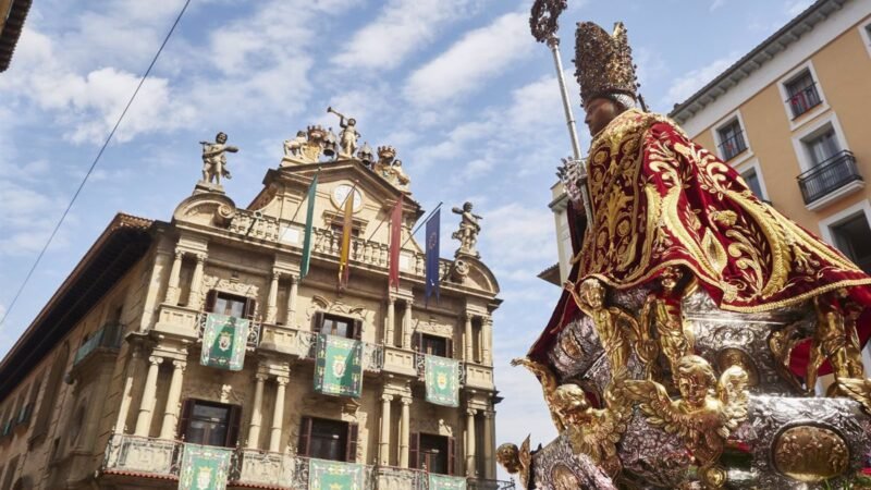 Inicio de cuenta atrás para Sanfermines: Ayuntamiento y agrupaciones festivas.