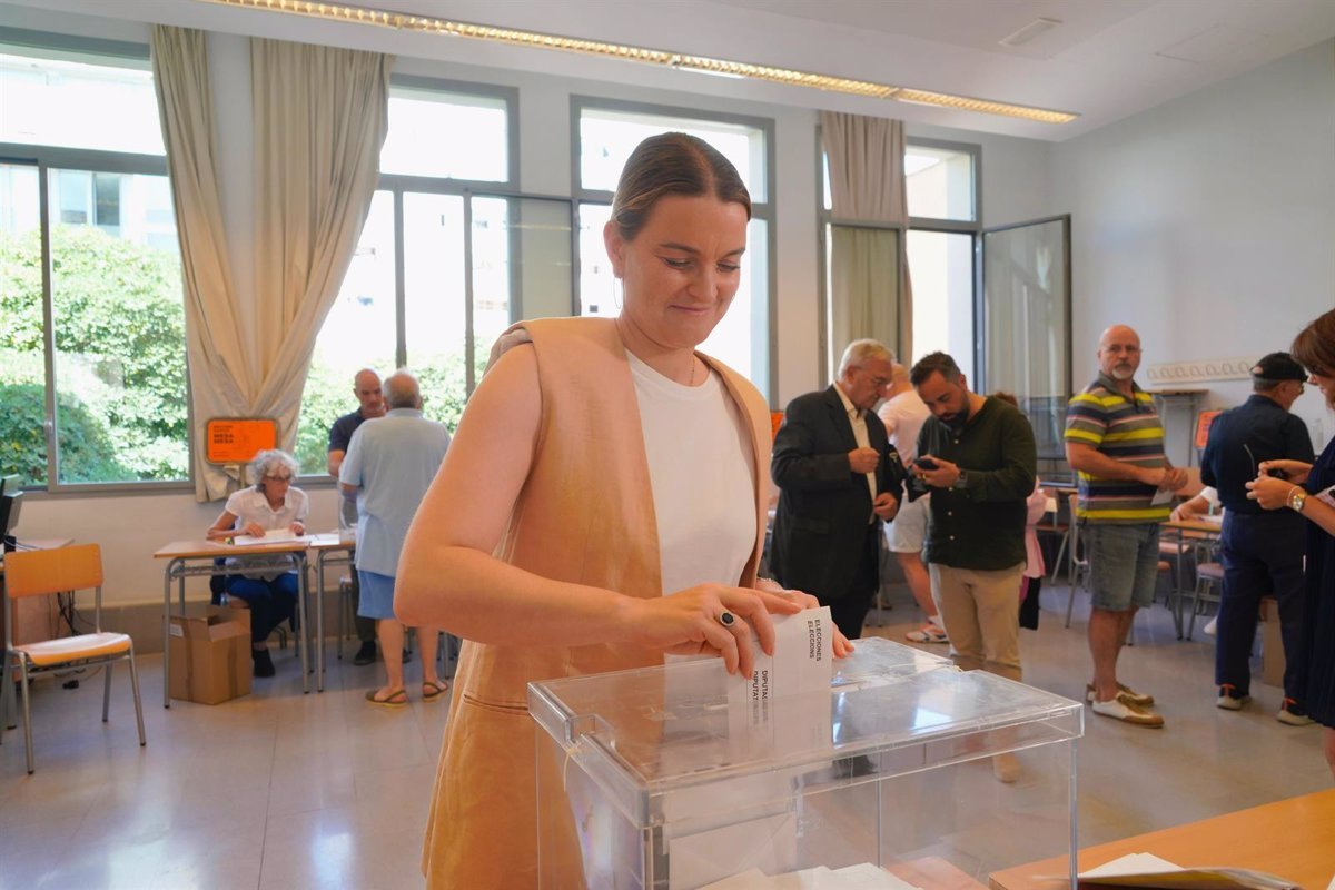 Prohens anima a la ciudadanía a hablar, especialmente a los jóvenes ‘que se juegan su futuro’