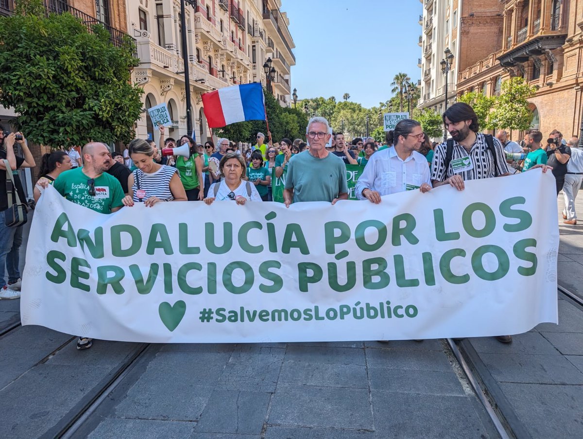 Protestas en seis capitales andaluzas exigiendo «más médicos y servicios sociales» debido al «deterioro de la situación pública».
