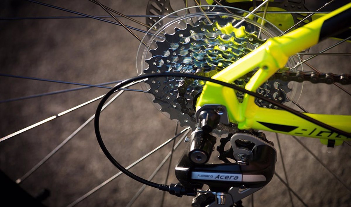 Un ciclista muere tras ser atropellado por un camión cuando circulaba por la A-48 en Chiclana (Cádiz)