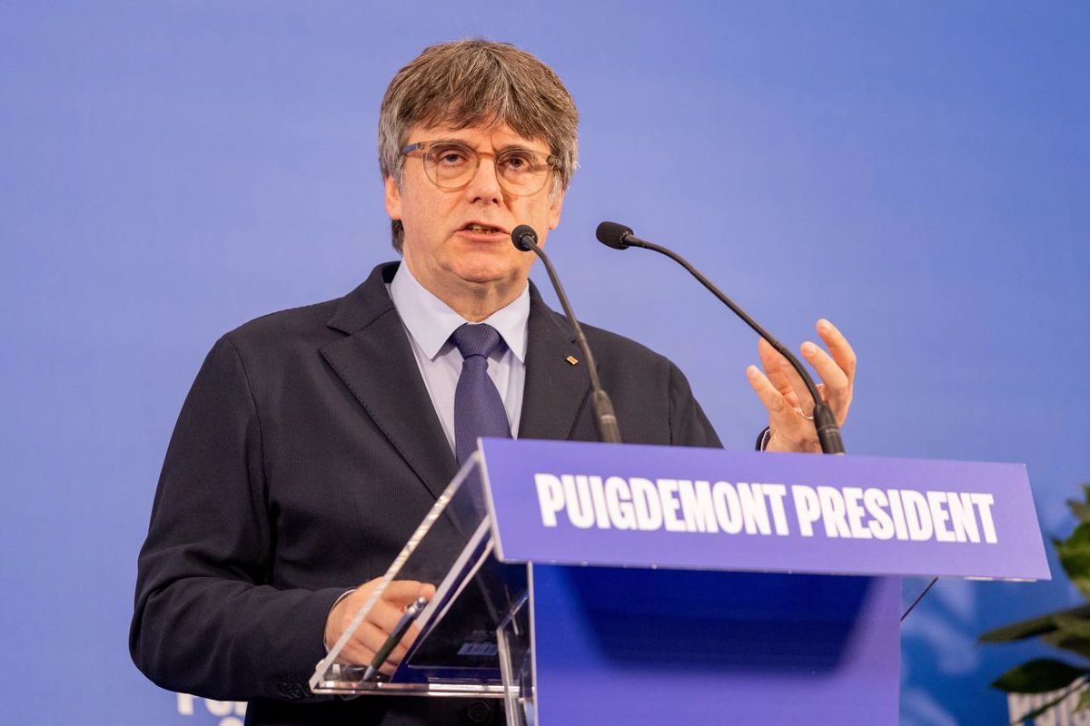 Puigdemont denuncia a juez Aguirre por malversación.