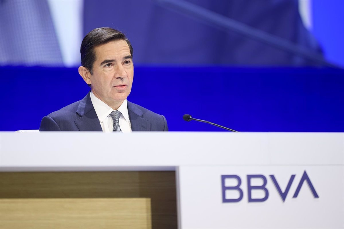 FADE solicita evaluación de la CNMC sobre opa de BBVA a Banco Sabadell en Asturias