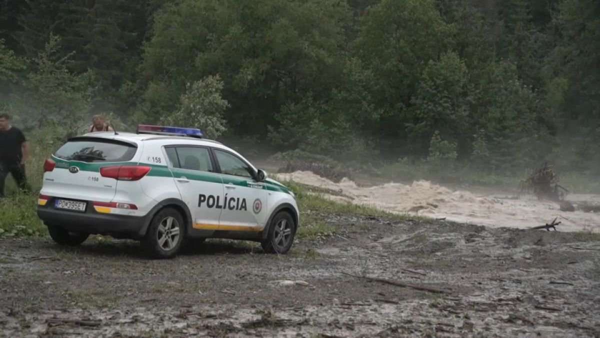 Al menos dos muertos en Eslovaquia tras deslizamiento de tierra