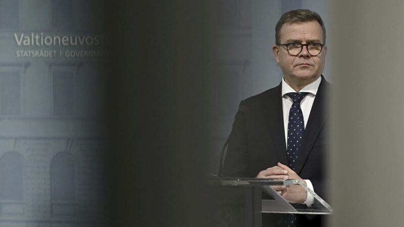 El Primer Ministro de Finlandia pide al Parlamento no detener deportaciones