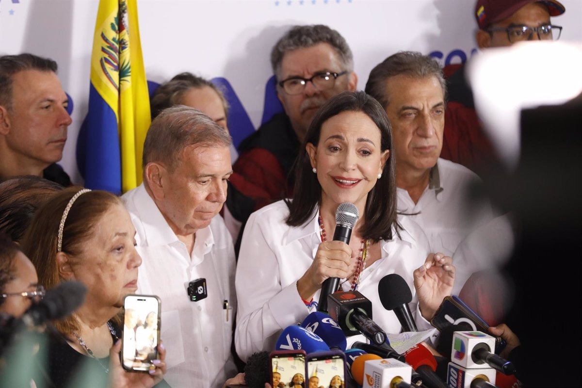 La oposición venezolana afirma que González ganó con el 73% de los votos: ‘Irreversible matemáticamente’