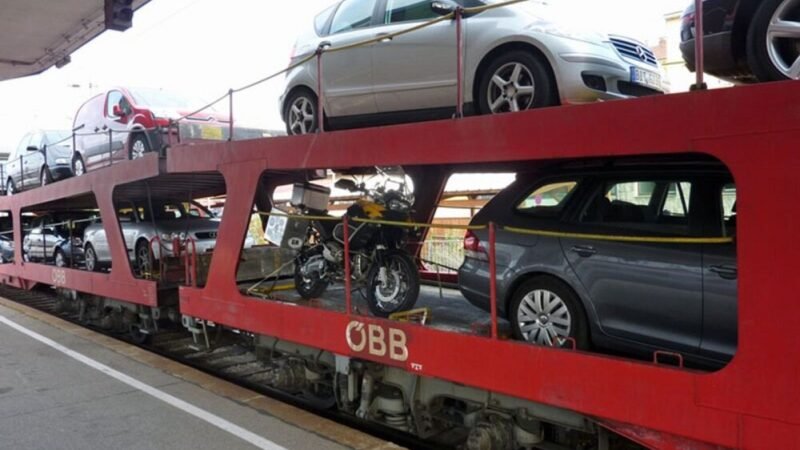 Opción ecológica poco conocida en Europa: trenes para transporte de coches