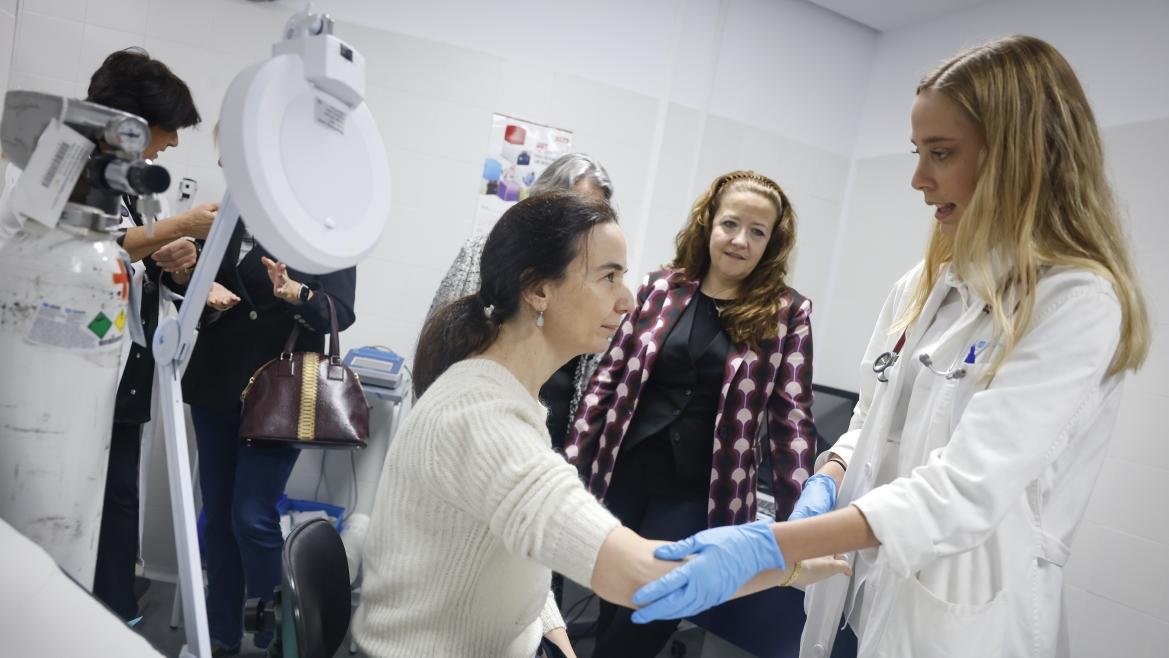 Campaña en Madrid para atraer médicos a Atención Primaria.