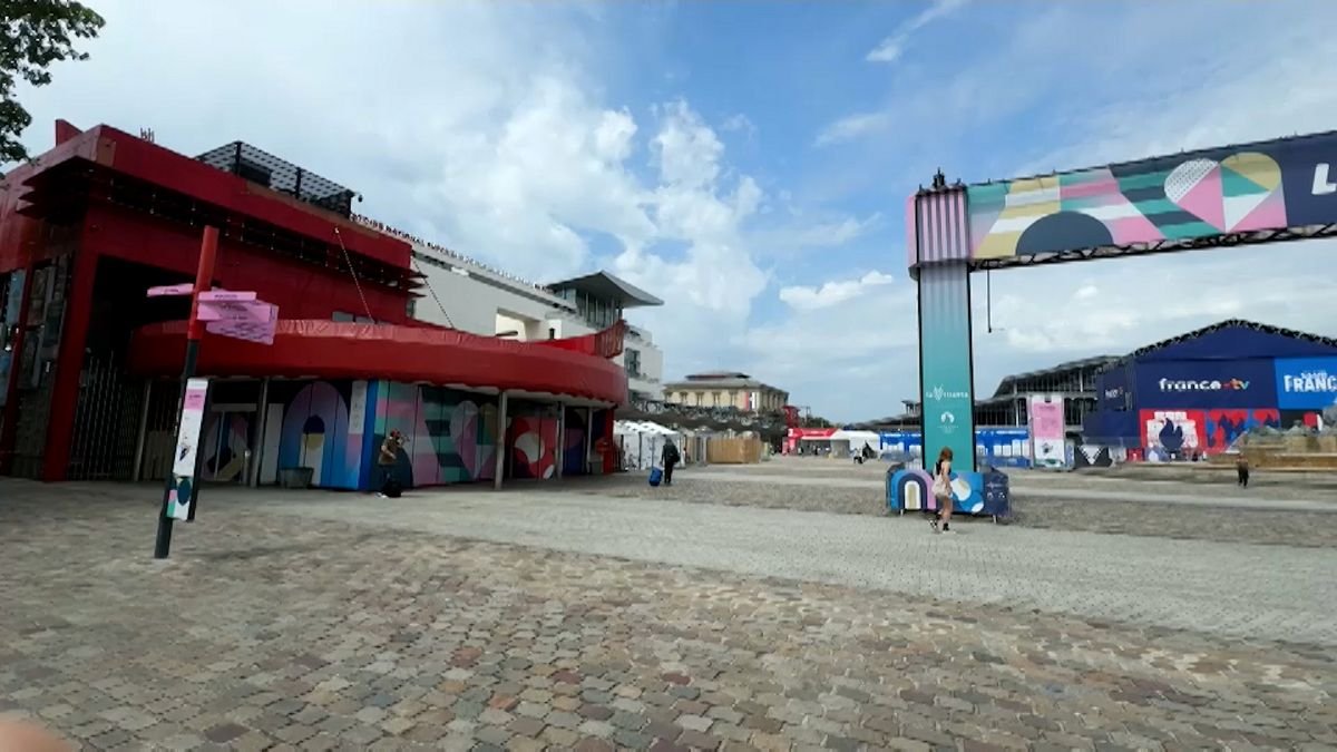 Viaje alrededor del mundo en el Parque de las Naciones de París