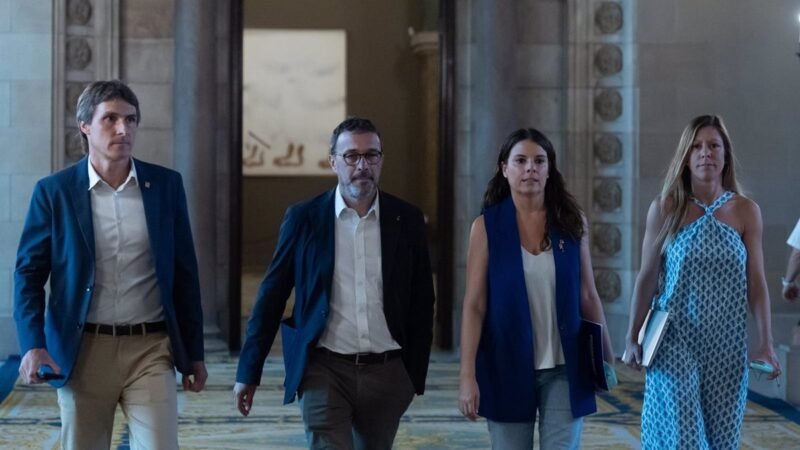 Coordinación de presentaciones en Congreso de Junts por Sales, Vergés y Abella, presidido por Cruset