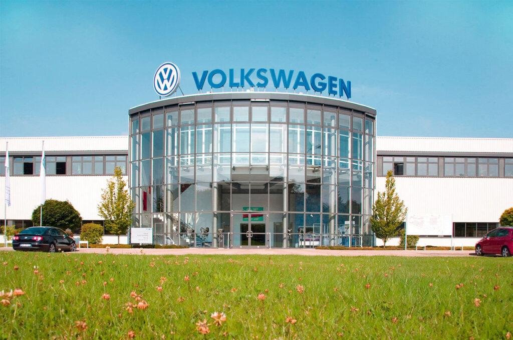 Volkswagen rompe con los sindicatos alemanes: despidos a partir de 2025