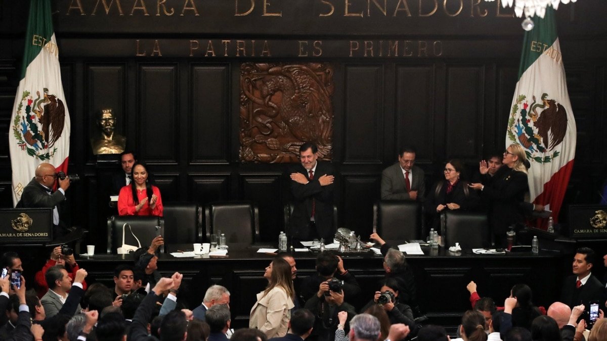 Aprobada en Senado mexicano reforma judicial tras disturbios por manifestantes