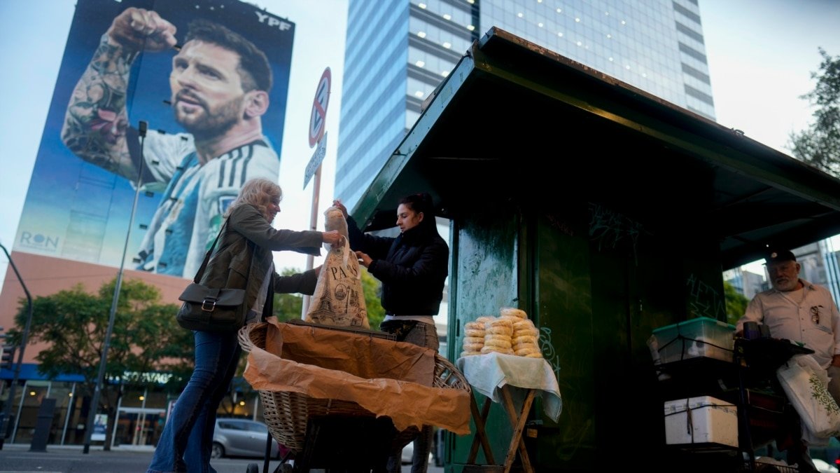 La pobreza afecta al 52,9% de la población en Argentina