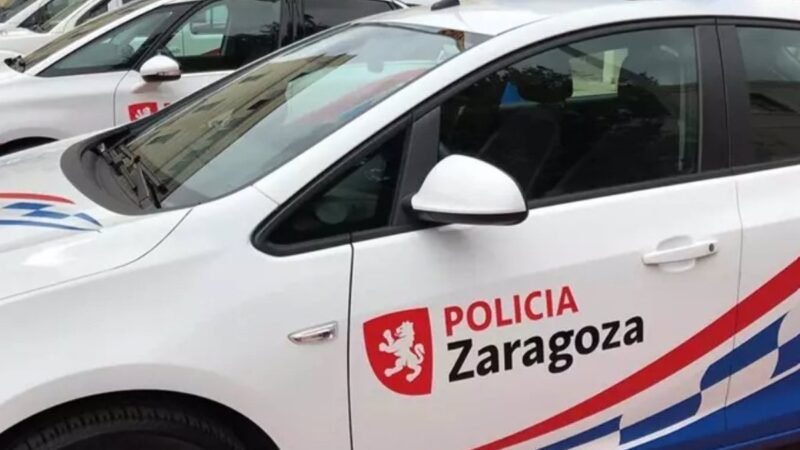 Dos jóvenes detenidos en Zaragoza por robo de móvil de 400 euros.