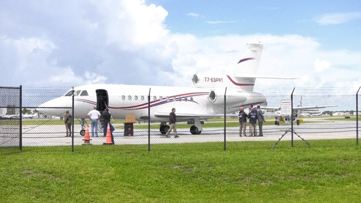 EE. UU. retiene avión presidencial de Venezuela.