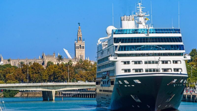 El crucero Azamara Quest visita Gijón el domingo