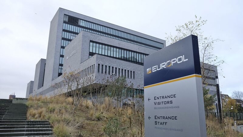 Europol captura a 51 implicados en delitos cibernéticos masivos