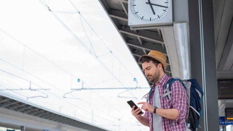 Horario de trenes parados las 24 horas.