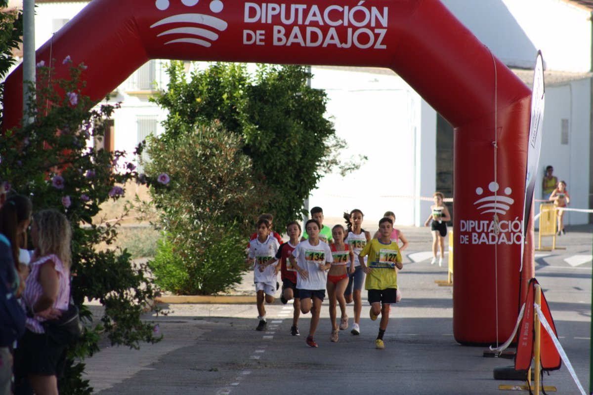 La Diputación de Badajoz apoya el deporte municipal con subvenciones.