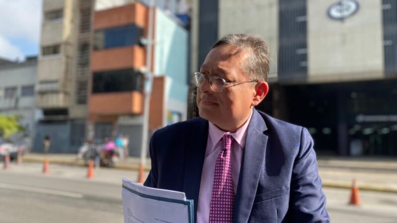 La defensa de Edmundo González exige respeto a las leyes