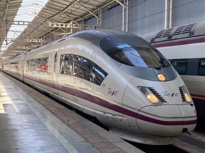 Nuevo AVE directo de Renfe entre Málaga y Barcelona inicia operaciones el lunes