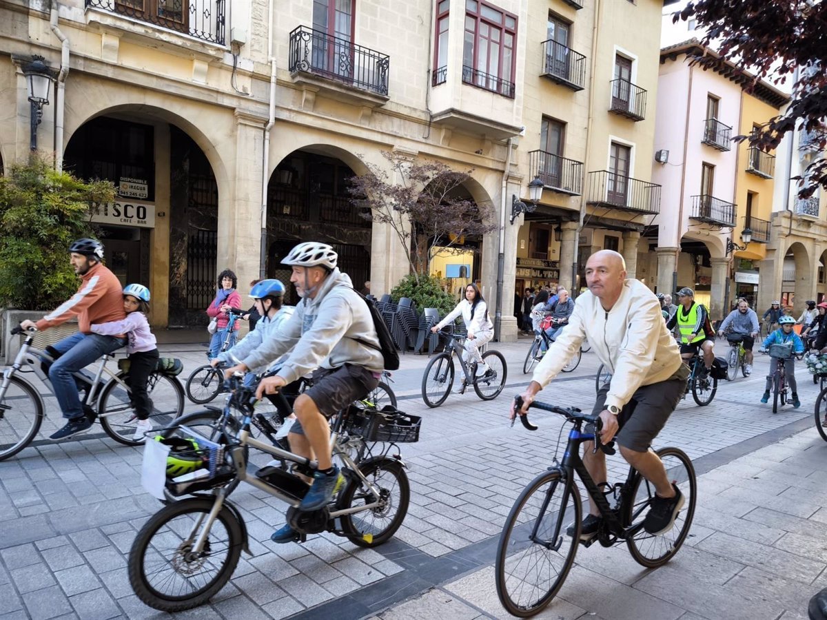 Protesta en Logroño contra la gestión de la movilidad