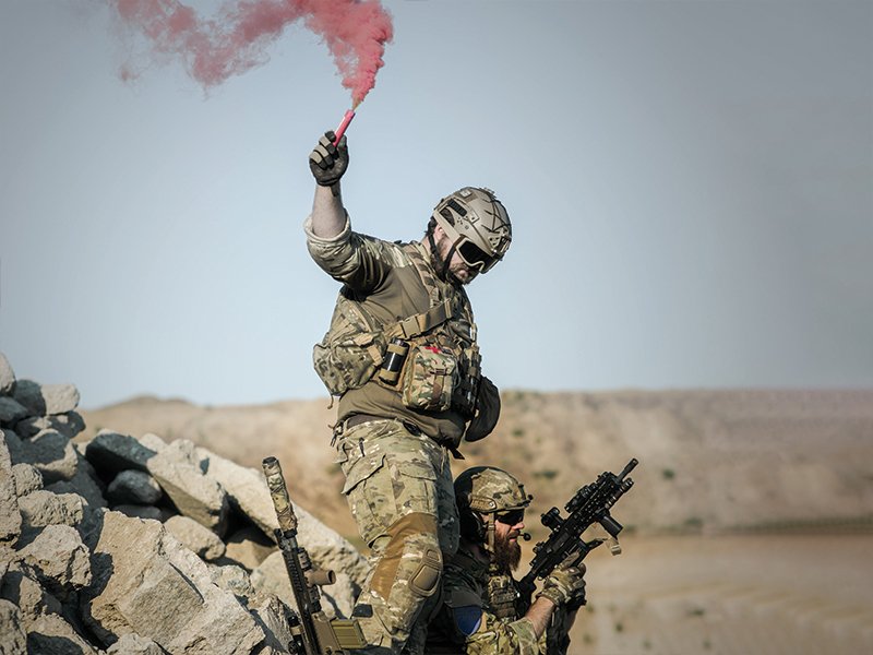 ¿Por qué son legales las guerras? Según el derecho internacional, la guerra en sí misma es un crimen de guerra. ¿Por qué creemos que no lo es?