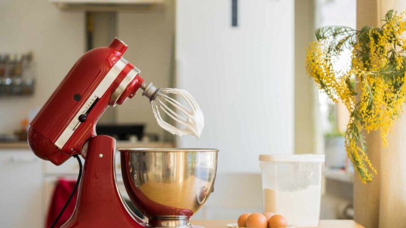 Cómo limpiar a fondo un robot de cocina muy sucio