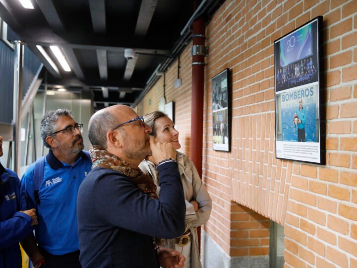 20 años de SAMUR Social en la Biblioteca Municipal Eugenio Trías, en imágenes