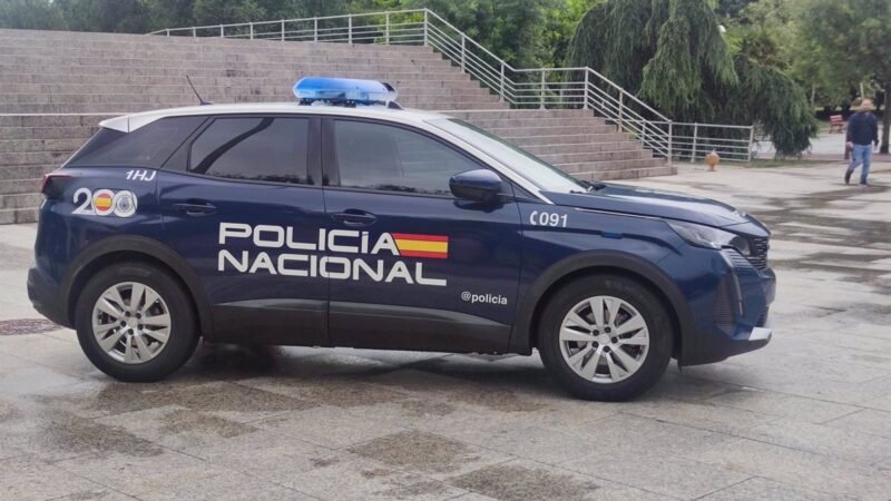 Agente de seguros detenido por presunto fraude en Torrelavega