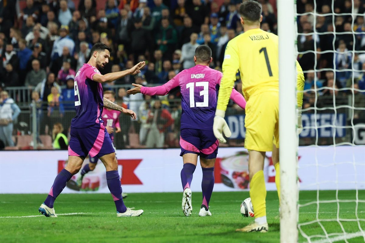 Alemania lidera en el partido contra Bosnia dejando a Holanda atrás