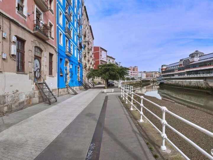 Bilbao abre plazo para ayudas al alquiler de lonjas vacías en barrios históricos