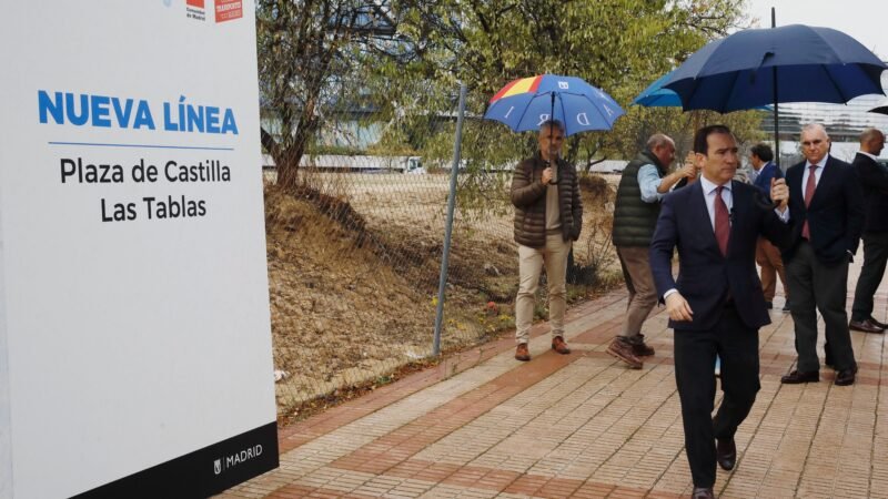 Carabante inaugura el nuevo carril bus en el Bulevar de Burgos para descongestionar el tráfico en el eje A-1 en horas punta