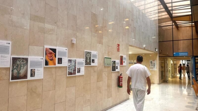 Exposición «¡Qué arte tiene tu anatomía!» en Hospital Público de Móstoles, por estudiantes de Medicina y Artes Plásticas