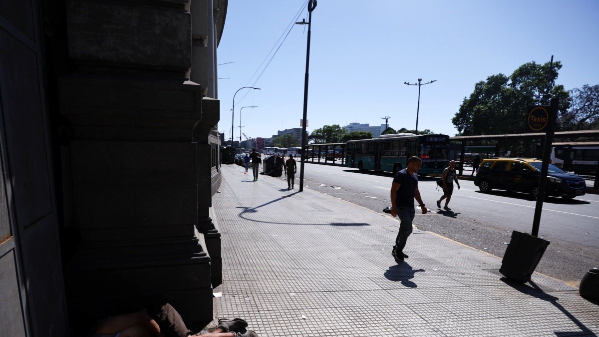 Huelga de transportes paraliza Argentina por ajuste de Milla