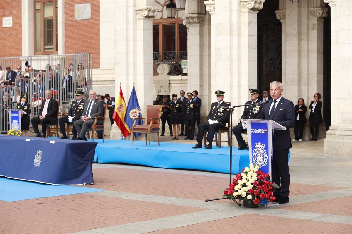 La Policía Nacional: dos siglos de dedicación, valentía y sacrificio