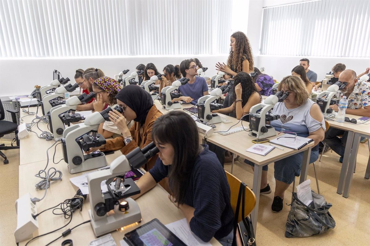 Nuevo Centro de Enfermería de Cartagena: Sala de simulación y salas de práctica.