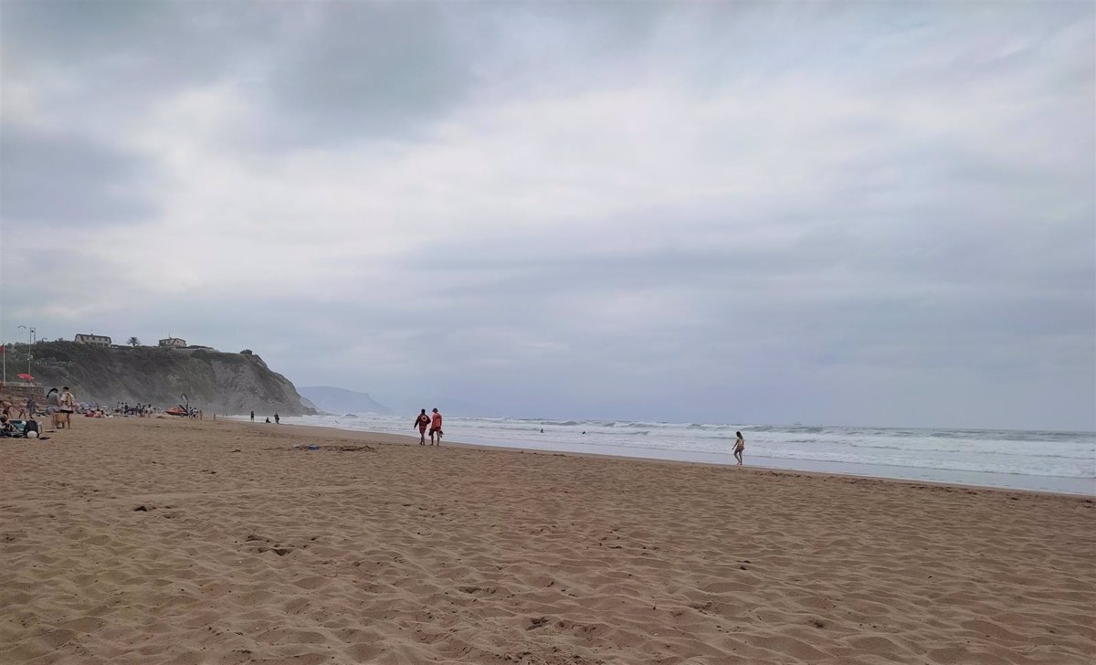 Sábado lluvioso en Euskadi, con cielo muy nuboso en el sur