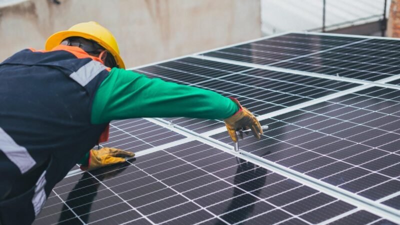 Teléfono de ayuda en eficiencia energética para empresas turísticas en Galicia.