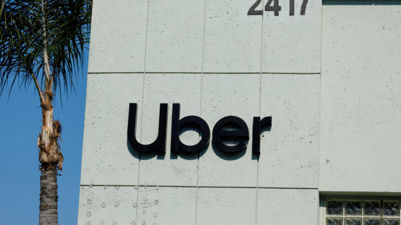 Uber lanza viajes de 18 dólares entre Manhattan y el aeropuerto LaGuardia