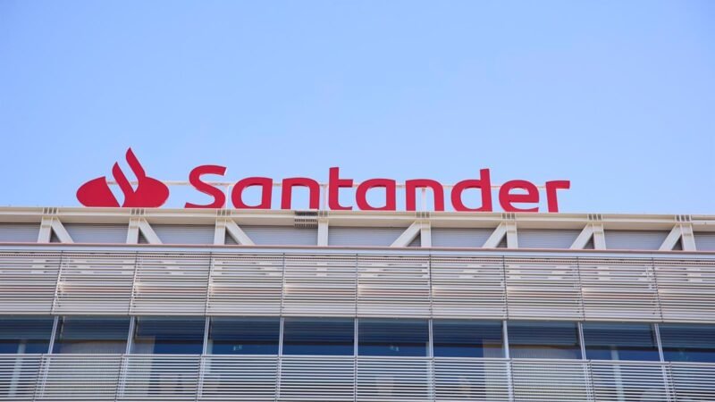 Último día para cobrar dividendo de Santander de 0,10€