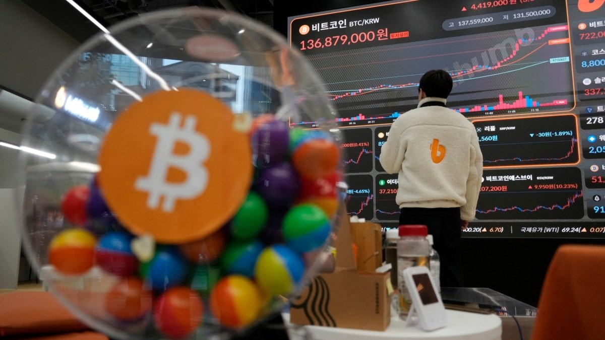 Bitcoin alcanza los 100.000 dólares tras elecciones