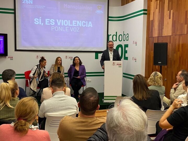 Espadas quiere aclaración de Moreno sobre contratos en sanidad.